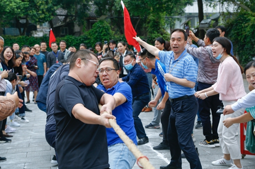 歡度中秋喜迎國慶 宜化集團與宜昌市發(fā)改委共同舉辦趣味運動會(圖9)