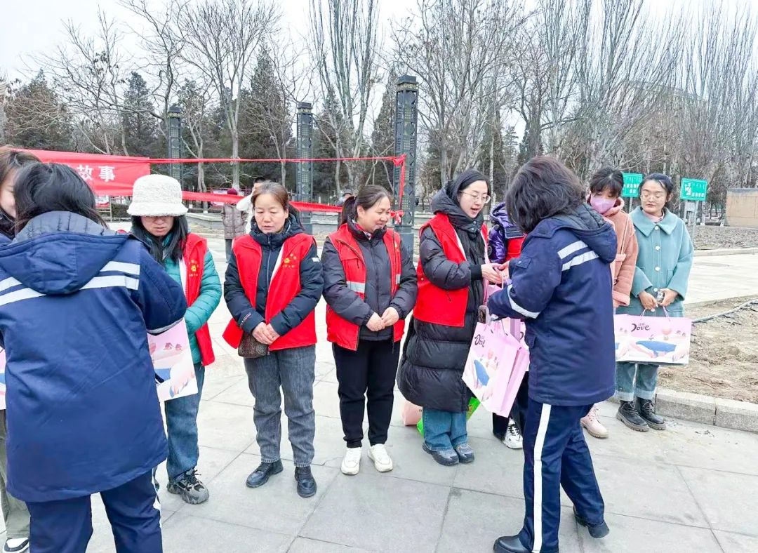 內(nèi)蒙宜化：三月春風暖人心，學習雷鋒志愿行(圖7)